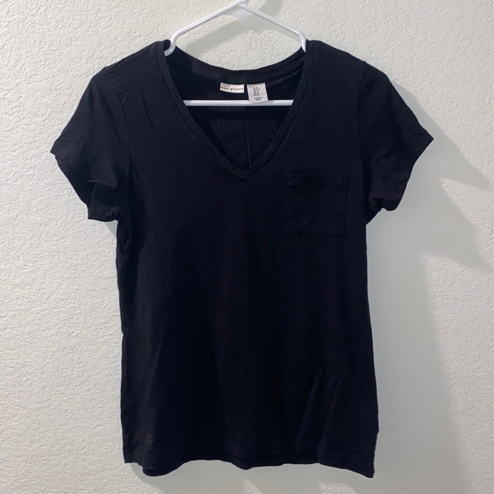 Max Studio Basic Tshirt Vneck Pocket Tee Black Si… - image 1